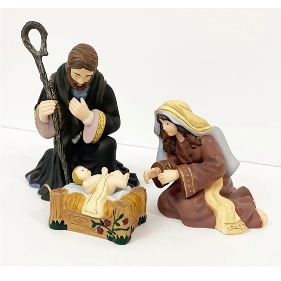 Thomas Kinkade Nativity Set - Picture 2 of 8